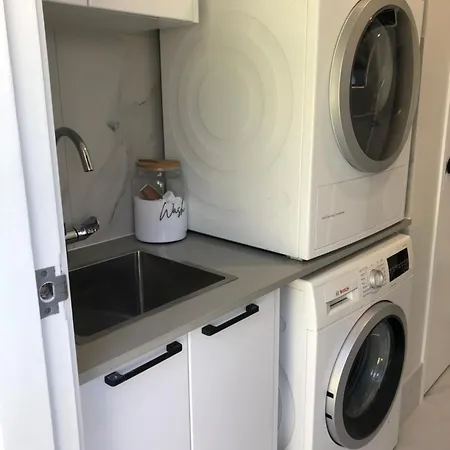 3 Bedroom Fully Renovated Away From