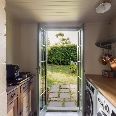 Spacious Inner Heritage Holiday home