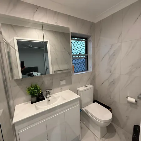 Holiday home 3 Bedroom Fully Renovated Away From Brisbane