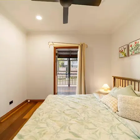 3br Charming Queenslander Mins Drive To Cbd And Gabba Stadium! Holiday home Brisbane