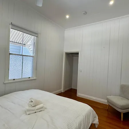 East Federation-style Pool * Brisbane