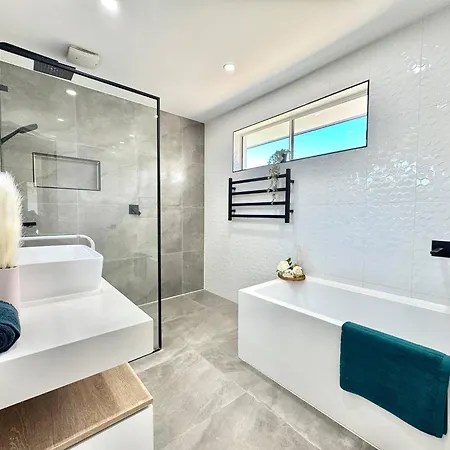 In Belmont | Easy To & Airport Brisbane