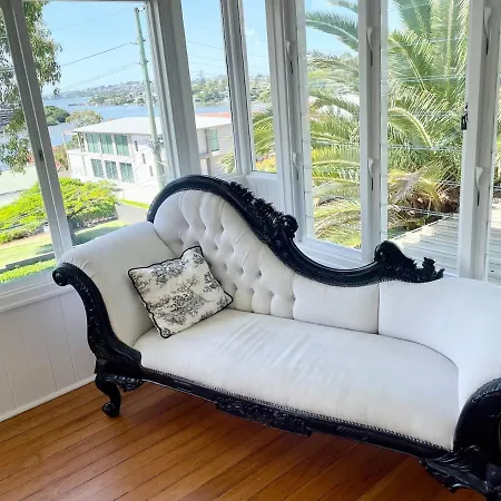 Holiday home Hilltop Hideaway Brisbane