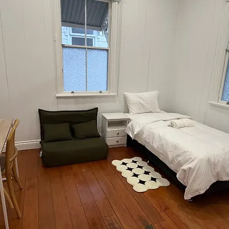 East Federation-style Pool Holiday home Brisbane
