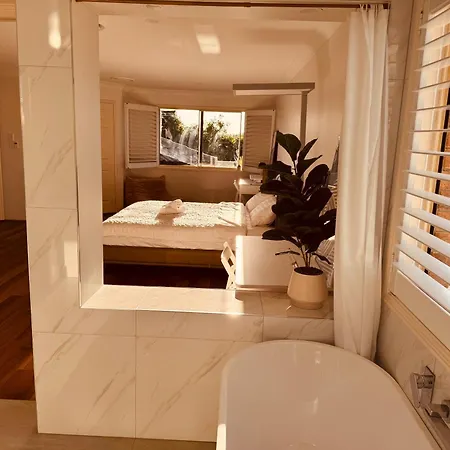 Carindale Family Home, Private Pool, Leisure * Brisbane