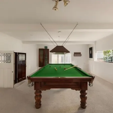 Hilltop Hideaway Holiday home