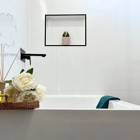 In Belmont | Easy To & Airport 3* Brisbane