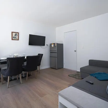 Self Contained 1br Near Pinelands Centre Guest house 3*