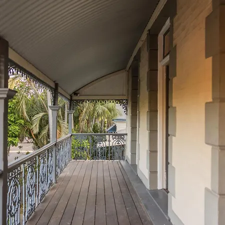 Spacious Inner Heritage Holiday home