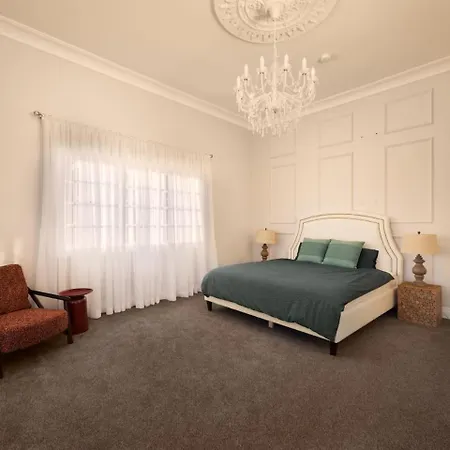 6mil Luxe Hilltop 6 Bedroom Heritage Mansion *