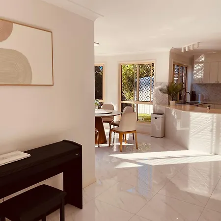 Villa Carindale Family Home, Private Pool, Leisure *