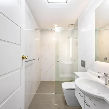 6mil Luxe Hilltop 6 Bedroom Heritage Mansion * Brisbane