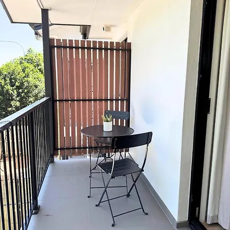 1em Abnb-style 5br, 2 Parking-patio, 5 Mins To Westfield Holiday home Brisbane