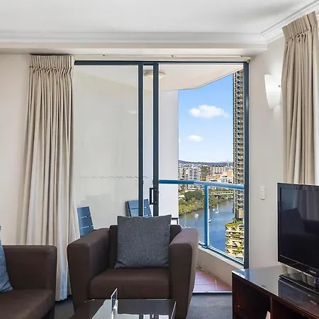One-bedroom Escape I Mantra On Queen Apartment *