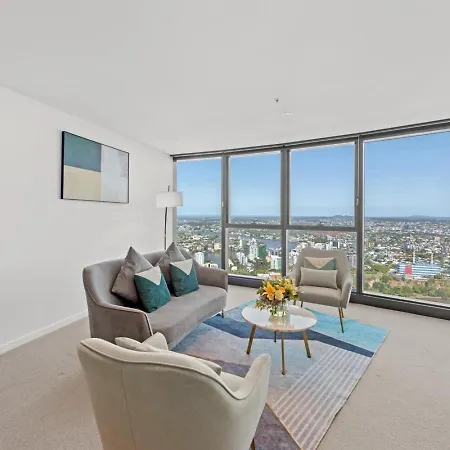 Luxury 2bedroom Sky High With Panoramic View Apartment *