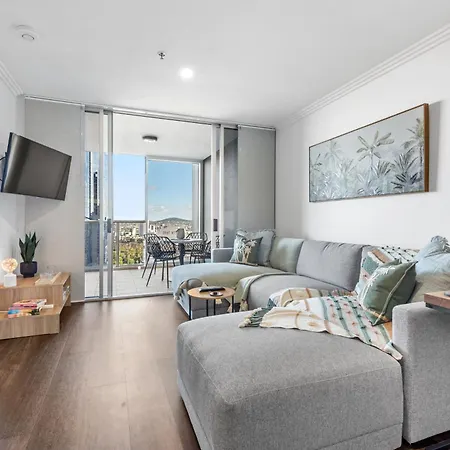 Modern On Mary 1 Bedroom, 1 Bathroom, 1 Car, Views! Brisbane