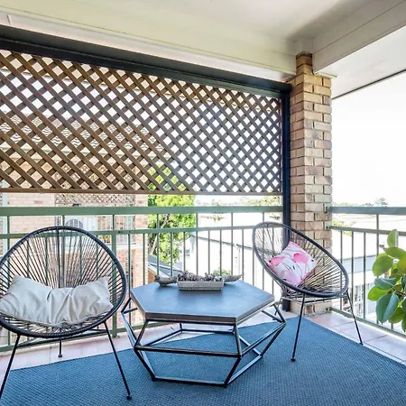 Pulse Hideaway Steps To Valley & Cbd *