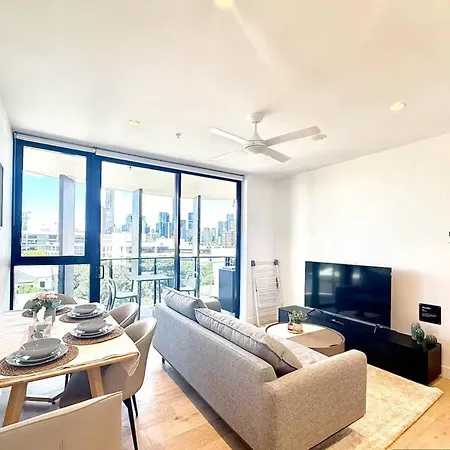 Apartment 2br Boutique Only Mins To Suncorp Stadium & Bne *