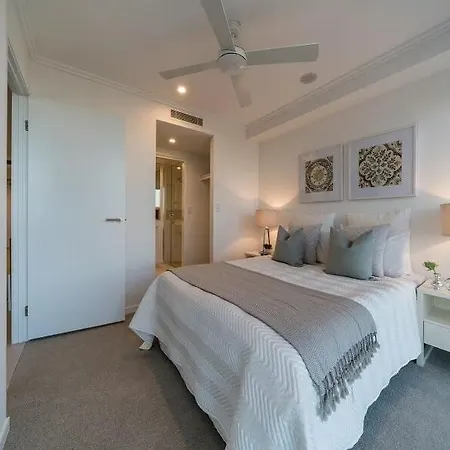 Ensuite In 2bd 2br 1 Pk Newstead Apartment Brisbane
