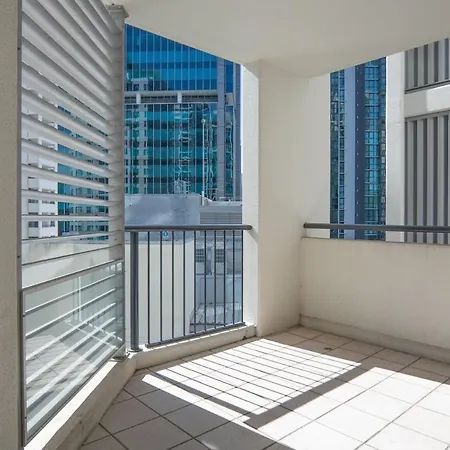 Apartment Family-friendly 2br Retreat Heart Of C35 *