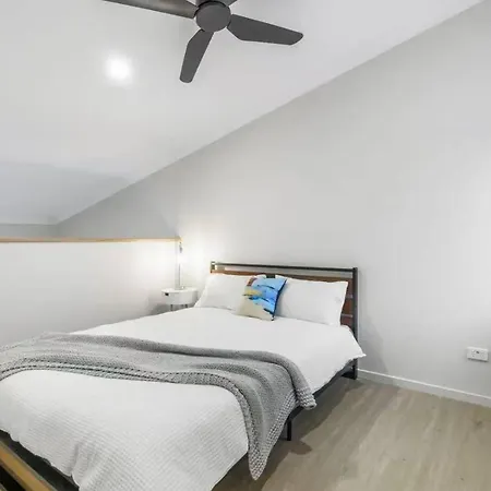 Cozy Sunnybank Base - Unit 3 | Near Shops & Eats Brisbane