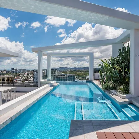 Bright Bowen Hills Apartment, Close To Life Apartment *