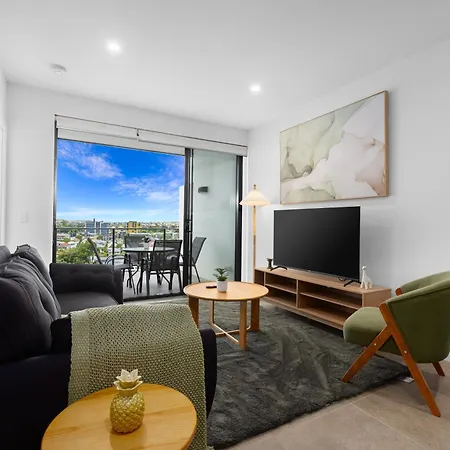 Spacious Panoramic 2br Apartment, Parking And Views * Brisbane