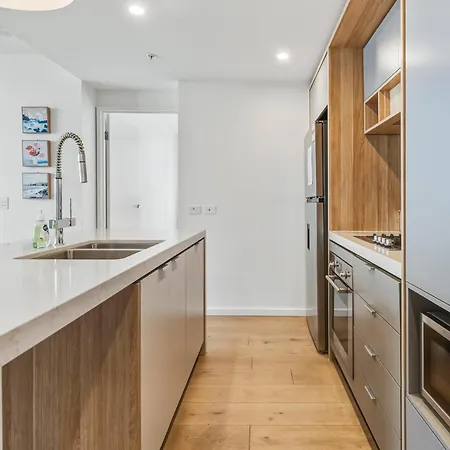 Bright 2br With Sofa Bed In Woolloongabba