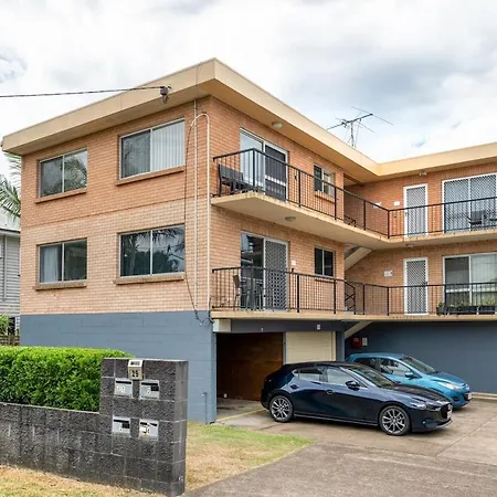 Quiet & Cozy Bulimba Escape Apartment