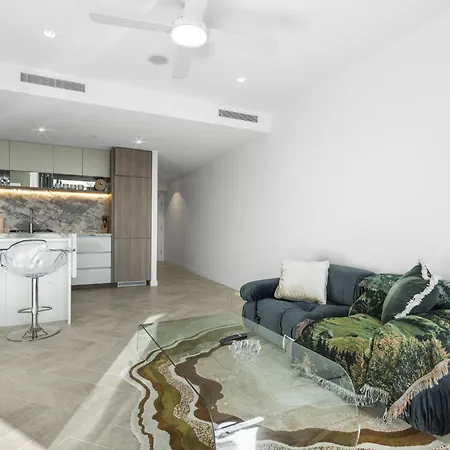 River View 1br With Cbd & Pool, Gym & Sauna Apartment *