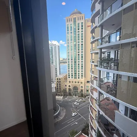 Premium Unit W/ Rooftop Pool In The Heart Apartment *