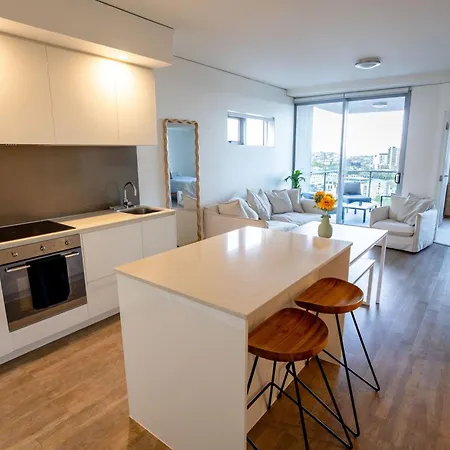 Apartment Modern Pad, 1-min To Showgrounds Brisbane