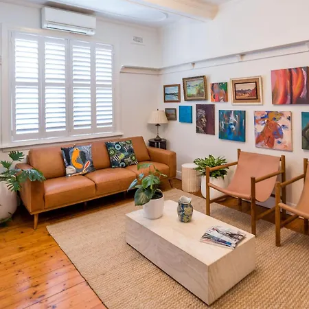 Rapunzels Art Deco Hideaway In New Farm