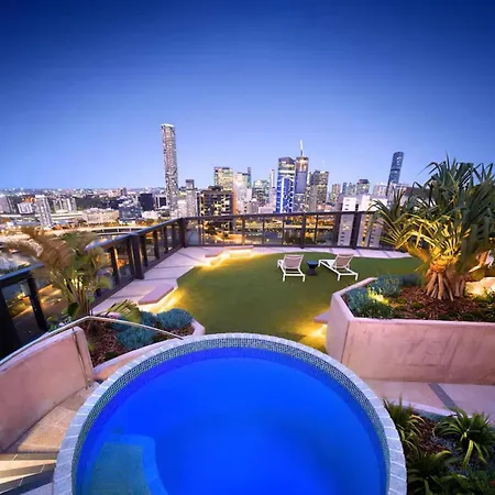 Zen Cozy 1 Bedroom With 2 Beds Pool Gym Sauna Apartment