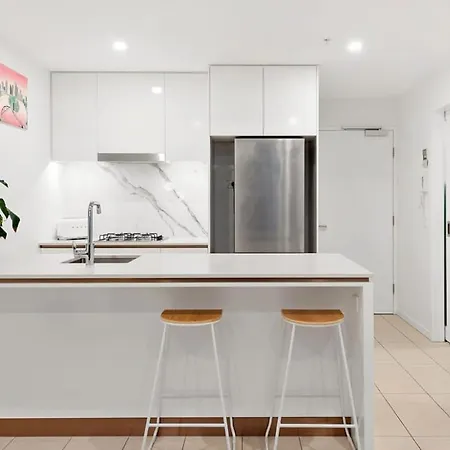 South Bank Modern 2br Riverside Retreat Apartment