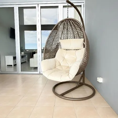 South Bank Penthouse - Streets Access - Free Parking Apartment Brisbane