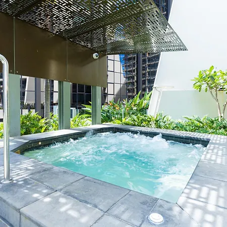 Oaks Panoramic 2br With Pool, Parking, Gym Apartment Brisbane