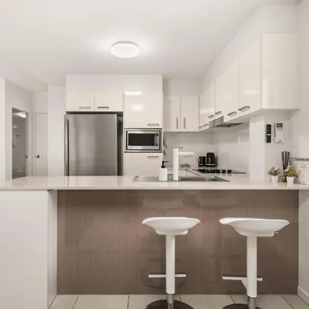 Cordelia Apartment *