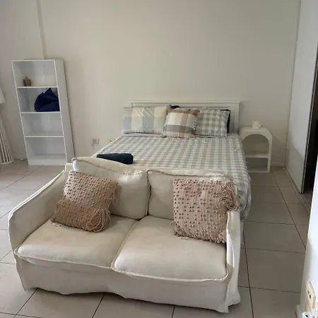 Comfy 1bed And 1 Futon In Heart Of Apartment