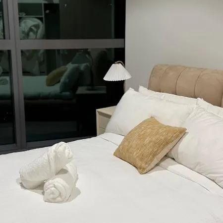 Queens Wharf - Level 42 With River & View Apartment