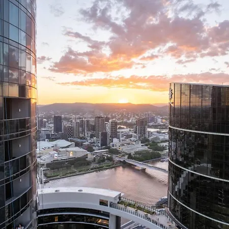 Apartment Queens Wharf - Level 42 With River & View