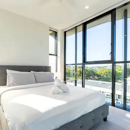 2br Boutique Only Mins To Suncorp Stadium & Bne Apartment
