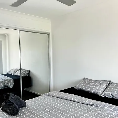 Boondall 3br Family | Long Deals Apartment *
