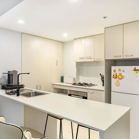 Prime Cbd Walk To Queen St Mall 1 Parking Apartment *