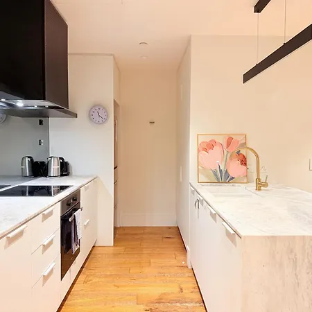 Apartment Street 2br2bath With Free Parking Brisbane