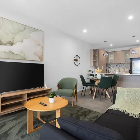 Apartment Spacious Panoramic 2br Apartment, Parking And Views