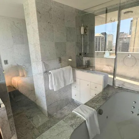 Apartment Contemporary 3br Getaway In Cbd *
