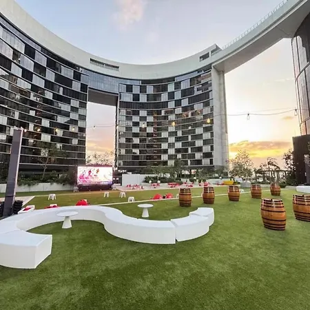 Star Residences - Casino Water Views - Brisbane
