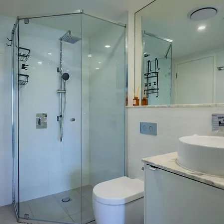 Exec Walk To Rna & King St, Pool, Gym, Parkng *