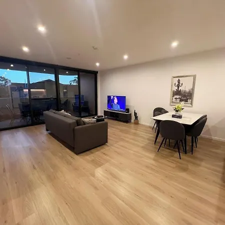 Apartment Riverside Modern 2br East With Parking *